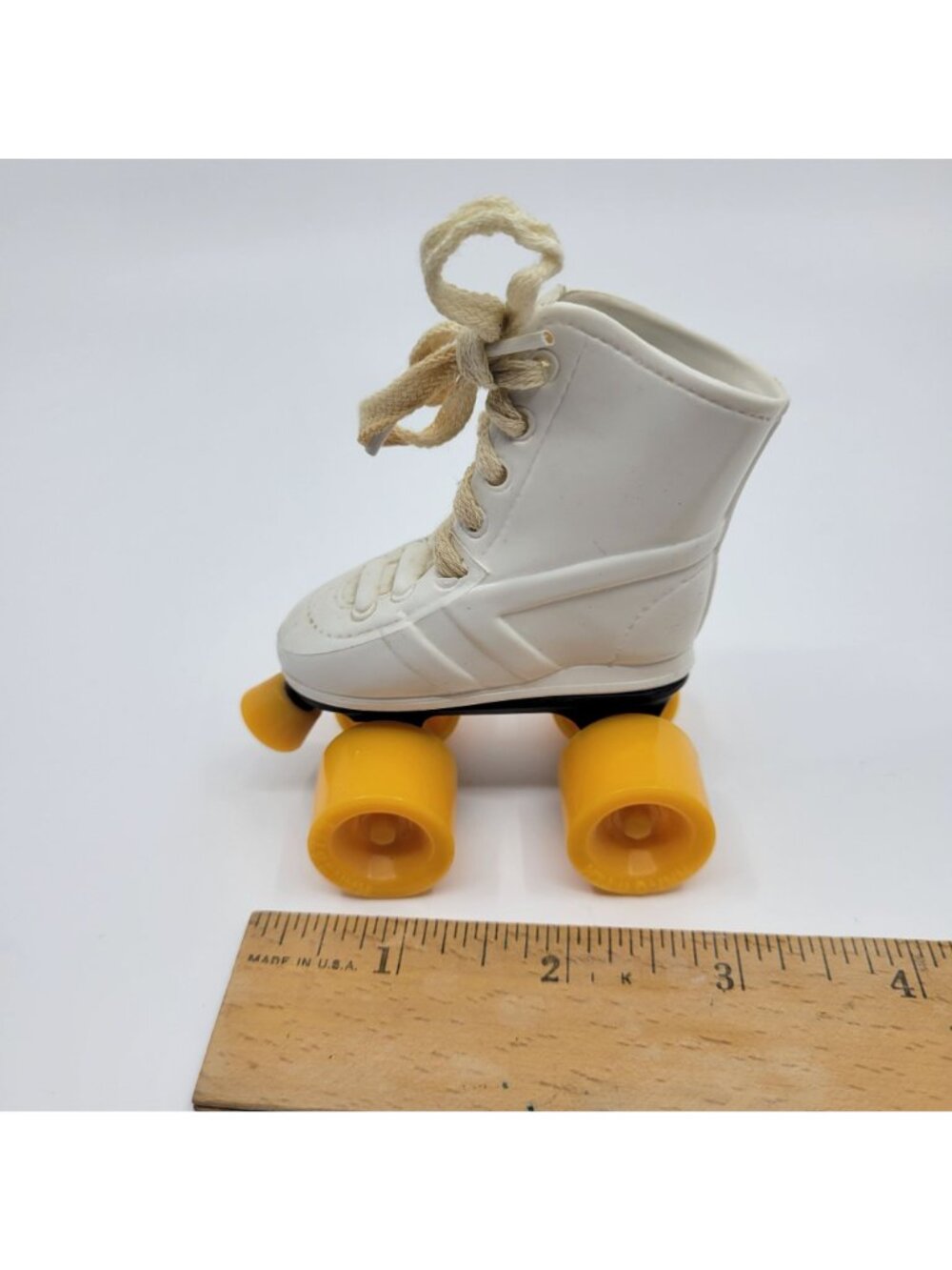 Tomy Kimberly 16" Doll Hang Ten REPLACEMENT ROLLER SKATES Vintage 1983 - Picture 3 of 6